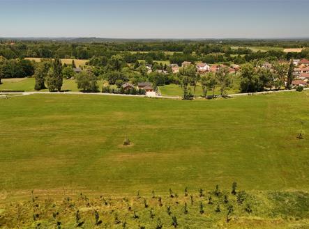 Prodej pozemku pro bydlení, 8 861 m²