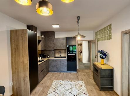 Pronájem bytu, 3+kk, 60 m²