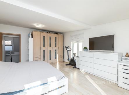 Pronájem bytu, 2+kk, 56 m²