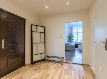 Pronájem bytu, 3+kk, 62 m²