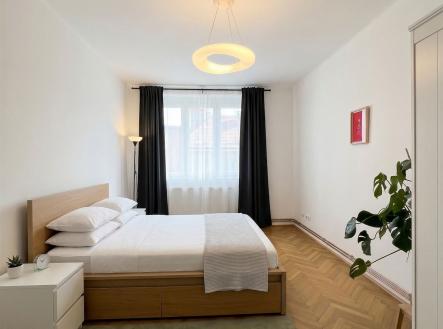 Pronájem bytu, 3+1, 84 m²