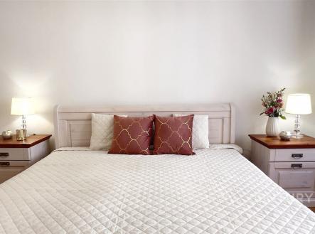 Pronájem bytu, 1+1, 45 m² obrázek