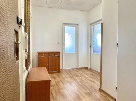 Pronájem bytu, 3+kk, 65 m²