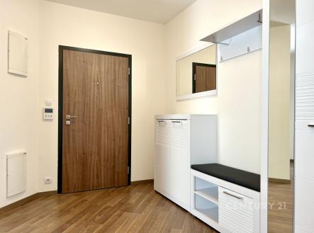 Pronájem bytu, 3+kk, 78 m²