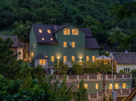 Prodej domu/vily, 315 m² obrázek