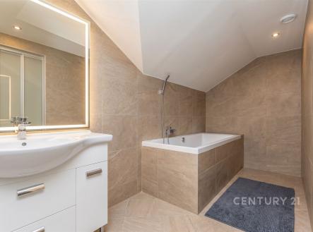 Prodej domu/vily, 315 m² obrázek