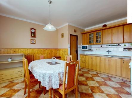 Prodej domu/vily, 311 m²