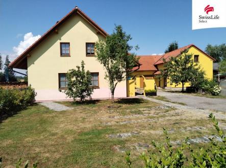 Pronájem - dům/vila, 180 m²