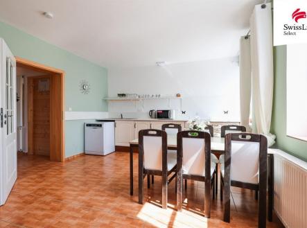 Pronájem - dům/vila, 180 m²