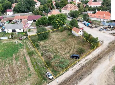 Prodej pozemku pro bydlení, 1 858 m²