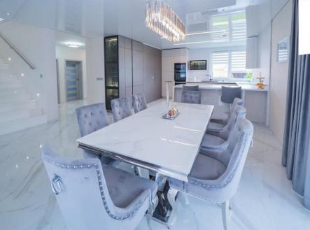 Prodej domu/vily, 221 m²