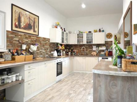 Prodej penzion, 662 m²