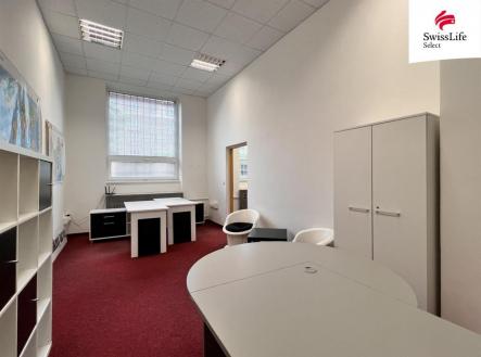 Pronájem - kanceláře, 44 m²