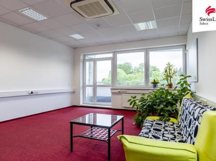 Pronájem kanceláře, 100 m²