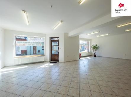 Pronájem obchodní prostor, 120 m²