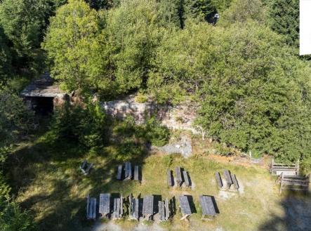 Prodej pozemku pro komerční výstavbu, 1 558 m²