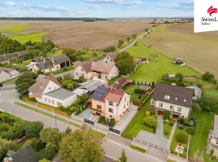 Prodej domu/vily, 200 m² obrázek