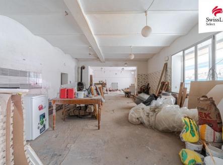 Prodej obchodní prostor, 194 m²