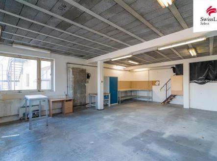 Pronájem skladovací prostor, 142 m²
