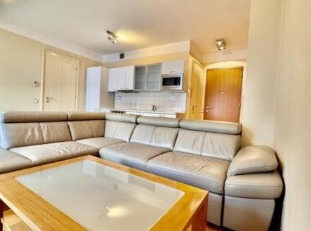 Pronájem bytu, 2+kk, 65 m²