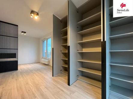 Pronájem bytu, 1+kk, 38 m²
