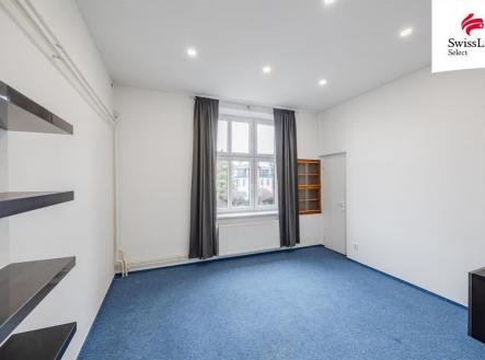 Pronájem kanceláře, 192 m²