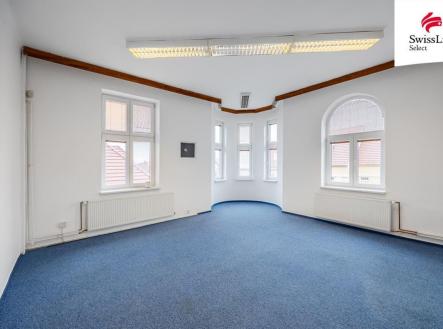 Pronájem kanceláře, 192 m²