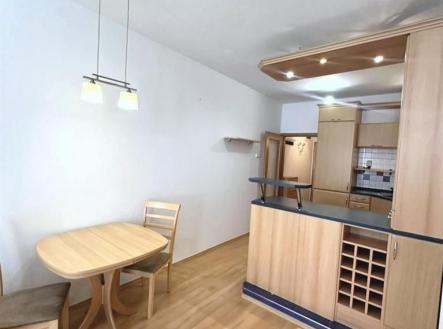 Pronájem bytu, 2+kk, 40 m²