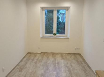 Pronájem bytu, 1+kk, 22 m²