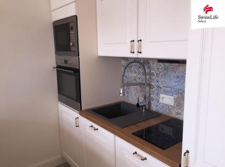 Pronájem bytu, 1+kk, 35 m²