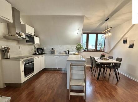 Prodej bytu, 3+kk, 93 m²