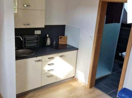 Pronájem bytu, 1+kk, 32 m²