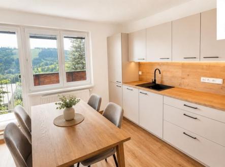 Prodej bytu, 3+1, 98 m²