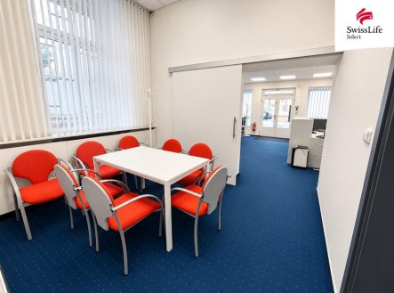 Pronájem obchodní prostory, 151 m²