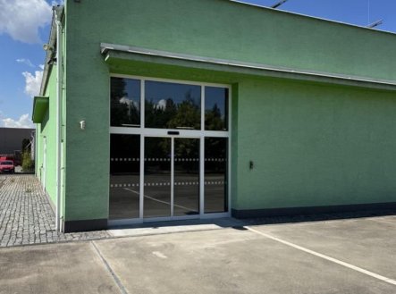 Pronájem skladu, 924 m²