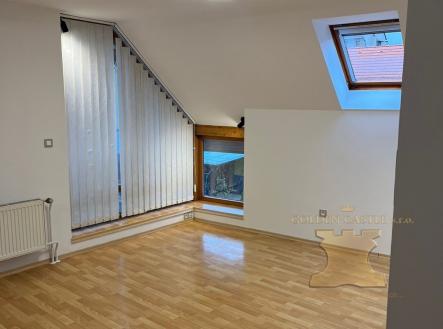 Pronájem bytu, 2+1, 65 m² obrázek