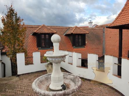 Prodej historického objektu, 393 m²