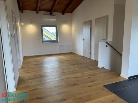 Prodej bytu, 3+kk, 98 m²