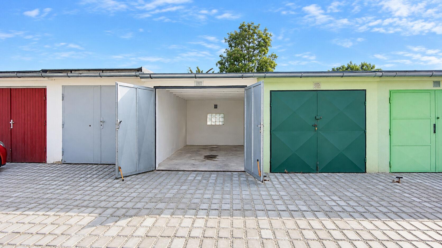 Pronájem řadové garáže, 17  m², Veselí nad Lužnicí