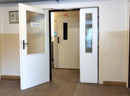 Pronájem bytu, 2+1, 48 m²