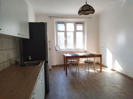 Pronájem bytu, 2+1, 75 m²