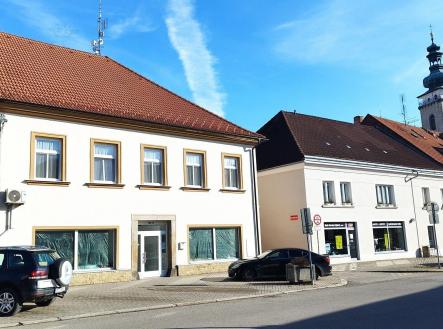 Pronájem obchodní prostor