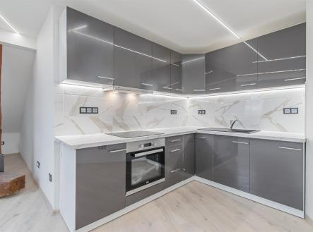 Pronájem bytu, 1+kk, 48 m² obrázek