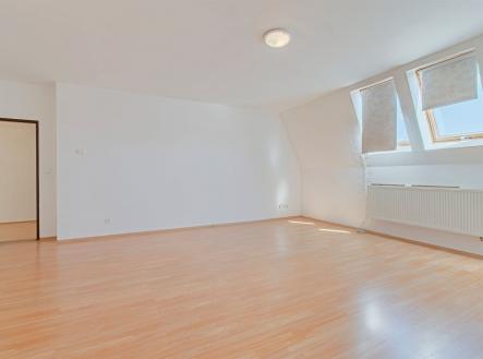 Pronájem bytu, 2+kk, 60 m²