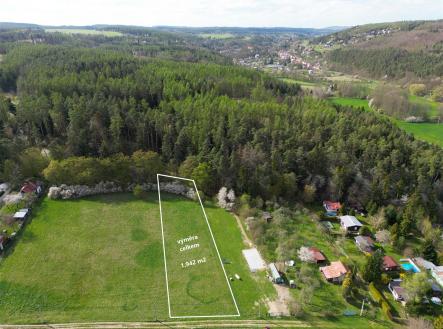 Prodej pozemku pro bydlení, 1 942 m²