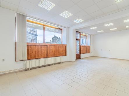 Pronájem kanceláře, 69 m²