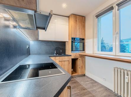 Pronájem bytu, 3+1, 70 m²