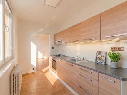 Pronájem bytu, 3+1, 70 m² obrázek