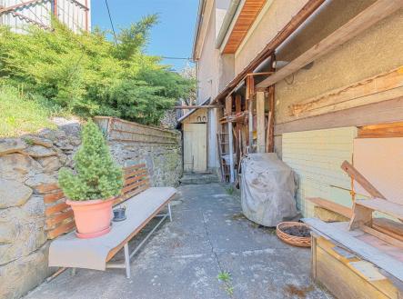 Prodej nájemního domu, 230 m²