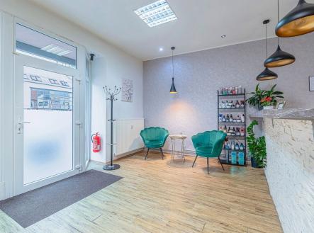 Pronájem jiné komerční nemovitosti, 65 m²